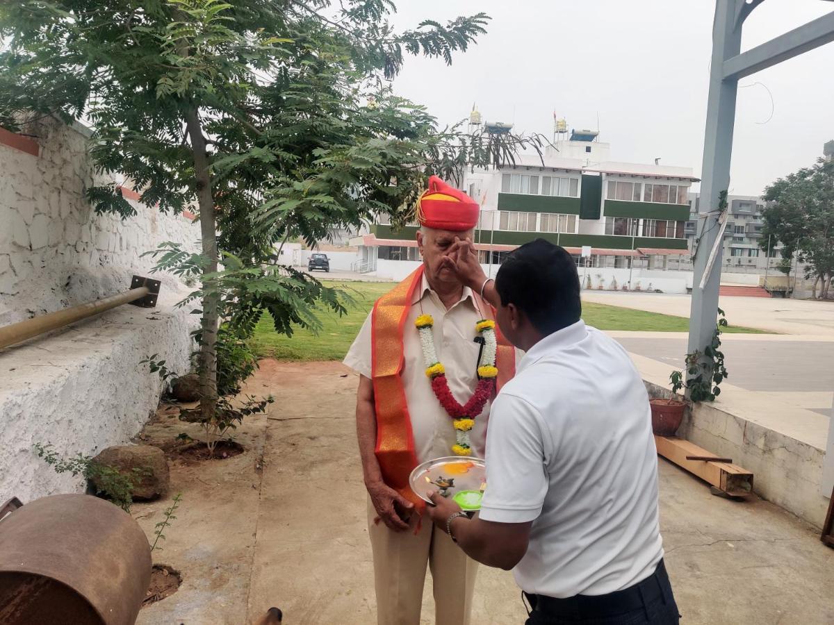 Pune Airport Eon Barclays Kharadi Luxe15 Suites Work Desks Εξωτερικό φωτογραφία